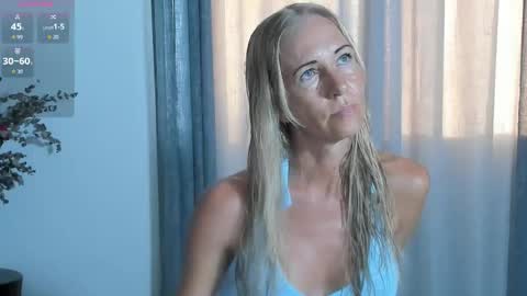 Snapshot of hairy_mommy chatting on 1, 6, 2026 Christine - online show from 1, 6, 2026