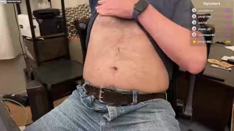 Snapshot of hairybelly818 chatting on 30, 11, 2025 Hairy Belly online show from 30, 11, 2025