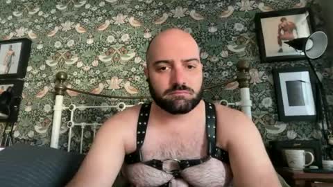 Hairy Guy online show from 23, 6, 2026