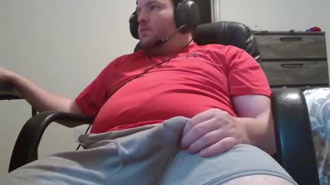 Snapshot of hairymikey chatting on 2, 11, 2025 hairymikey online show from 2, 11, 2025