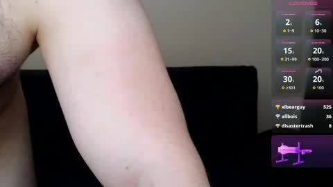 Snapshot of hairyncuteass chatting on 30, 4, 2026 hairyncuteass online show from 30, 4, 2026