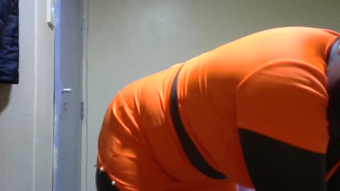 Snapshot of hairypussybigassy001 chatting on 24, 1, 2025 hairypussybigassy001 online show from 24, 1, 2025