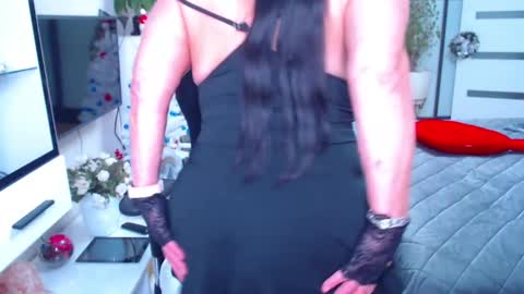 Monika online show from 9, 1, 2025