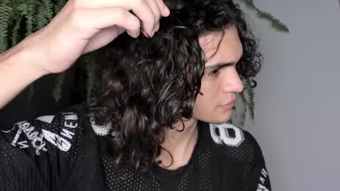 Snapshot of halan_jr chatting on 1, 2, 2025 halan online show from 1, 2, 2025