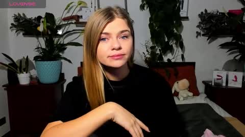 Snapshot of haleyreedme chatting on 26, 11, 2025 Haley online show from 26, 11, 2025