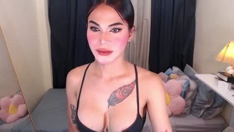 Snapshot of haliya_xsamer chatting on 23, 7, 2026 Selena the real cummer online show from 23, 7, 2026