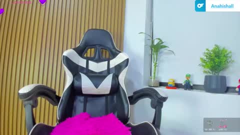 Anahis online show from 3, 2, 2025