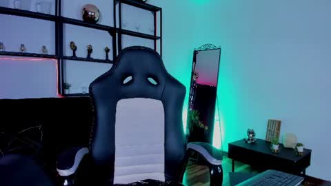Snapshot of halley_ravenn chatting on 23, 6, 2026 halley_ravenn online show from 23, 6, 2026