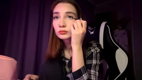 Holly online show from 1, 12, 2025