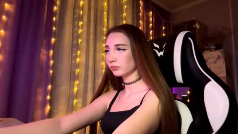 Holly online show from 17, 12, 2025