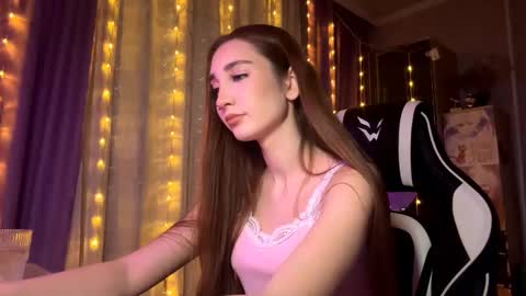 Holly online show from 20, 12, 2025