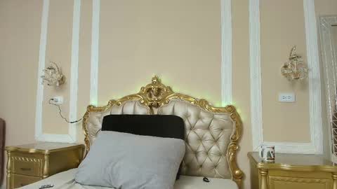 Hallie Stone online show from 29, 3, 2026