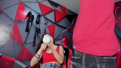 Hana and Zeta online show from 27, 9, 2025