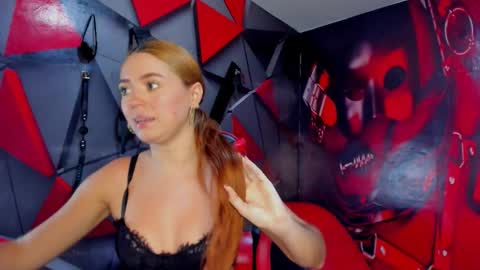 Hana and Zeta online show from 19, 12, 2025