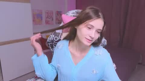 Snapshot of hana_flo chatting on 30, 9, 2025 Hana online show from 30, 9, 2025