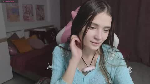 Snapshot of hana_flo chatting on 13, 11, 2025 Hana online show from 13, 11, 2025