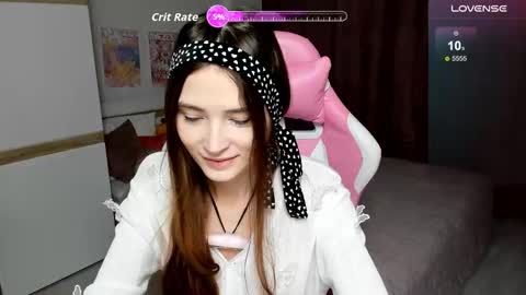 Snapshot of hana_flo chatting on 3, 12, 2025 Hana online show from 3, 12, 2025