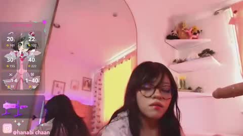 Snapshot of hanabi___ chatting on 27, 10, 2025   online show from 27, 10, 2025