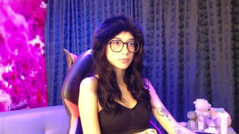 Hanaku  online show from 9, 1, 2025