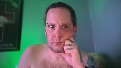 hand_banana_420 online show from 19, 10, 2025