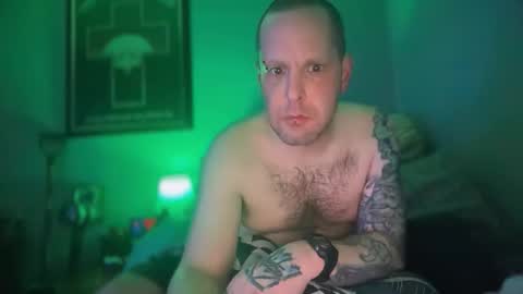 hand_banana_420 online show from 29, 4, 2026