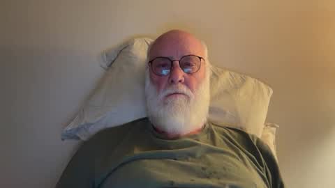 Snapshot of handful57345 chatting on 4, 4, 2026 handful57345 online show from 4, 4, 2026