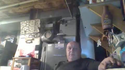 Snapshot of handiemanhere chatting on 7, 6, 2026 naked man online show from 7, 6, 2026