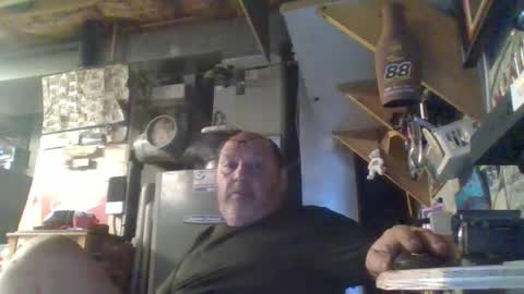 Snapshot of handiemanhere chatting on 21, 6, 2026 naked man online show from 21, 6, 2026