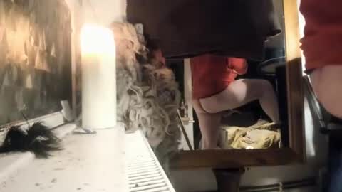 handncocknocum online show from 8, 12, 2024