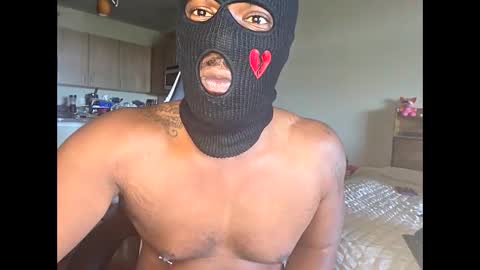 handsallover242 online show from 21, 10, 2025