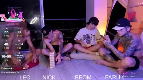 Snapshot of handsomeboys19 chatting on 9, 9, 2025 leonardfarrucknick and otis online show from 9, 9, 2025