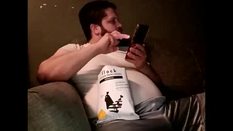 Snapshot of handsomedaddy198924 chatting on 19, 2, 2026 Handsomedaddy198923 online show from 19, 2, 2026