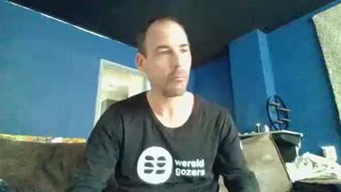 handsomeguy4ever online show from 2, 12, 2025