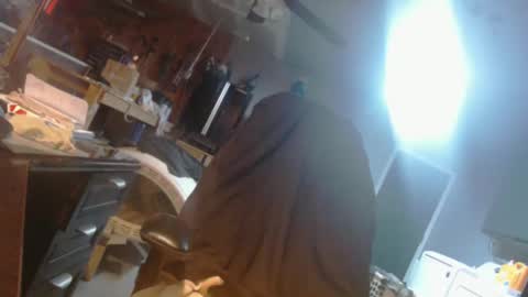 Snapshot of handyman5303 chatting on 6, 3, 2025 Handystudman online show from 6, 3, 2025