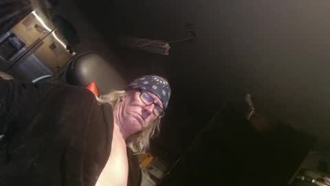 Snapshot of handyman5303 chatting on 6, 3, 2025 Handystudman online show from 6, 3, 2025