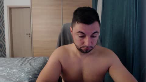 Snapshot of hankmalone chatting on 29, 12, 2024 HankMalone online show from 29, 12, 2024