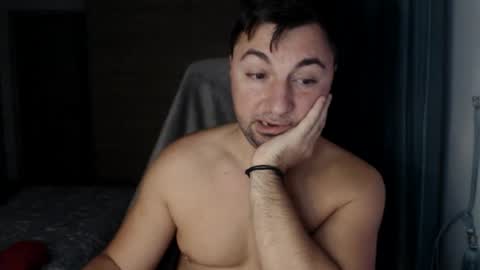 Snapshot of hankmalone chatting on 13, 11, 2025 HankMalone online show from 13, 11, 2025