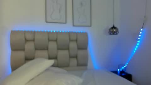 hanna__evans_ online show from 8, 2, 2026