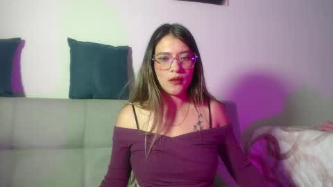 Hanna  online show from 8, 4, 2026