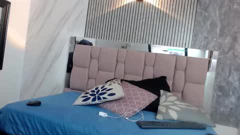 Snapshot of hanna__palmer1 chatting on 6, 1, 2026 Hanna Palmer online show from 6, 1, 2026