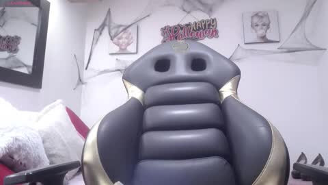 hanna_lamber online show from 29, 10, 2025