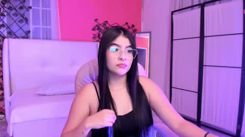 Snapshot of hanna_lee4 chatting on 26, 3, 2026 Hanna online show from 26, 3, 2026