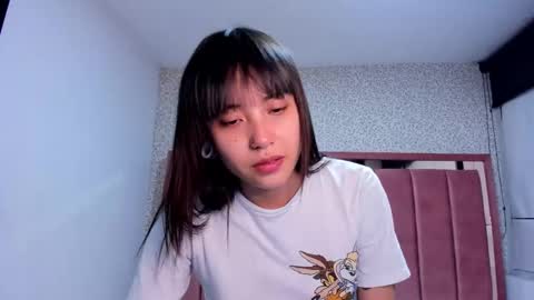 Snapshot of hanna_lee__ chatting on 8, 11, 2025 H A N N A online show from 8, 11, 2025