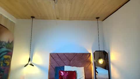 Snapshot of hanna_lee__ chatting on 10, 2, 2026 H A N N A online show from 10, 2, 2026