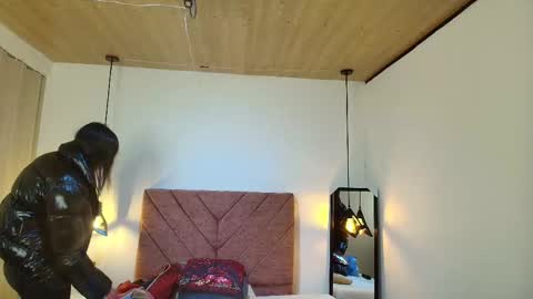 Snapshot of hanna_lee__ chatting on 14, 2, 2026 H A N N A online show from 14, 2, 2026