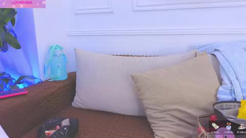 Snapshot of hanna_squirt_1 chatting on 5, 5, 2026 HANNA SOFIA online show from 5, 5, 2026