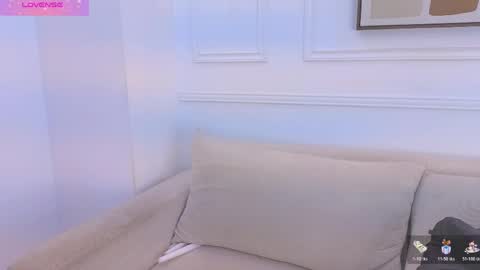 Snapshot of hanna_squirt_1 chatting on 15, 5, 2026 HANNA SOFIA online show from 15, 5, 2026