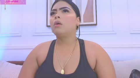 Snapshot of hanna_squirt_1 chatting on 19, 5, 2026 HANNA SOFIA online show from 19, 5, 2026