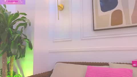 Snapshot of hanna_squirt_1 chatting on 2, 6, 2026 HANNA SOFIA online show from 2, 6, 2026