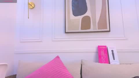 Snapshot of hanna_squirt_1 chatting on 5, 6, 2026 HANNA SOFIA online show from 5, 6, 2026